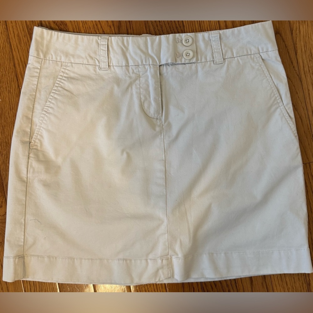 Vineyard Vines chino skirt